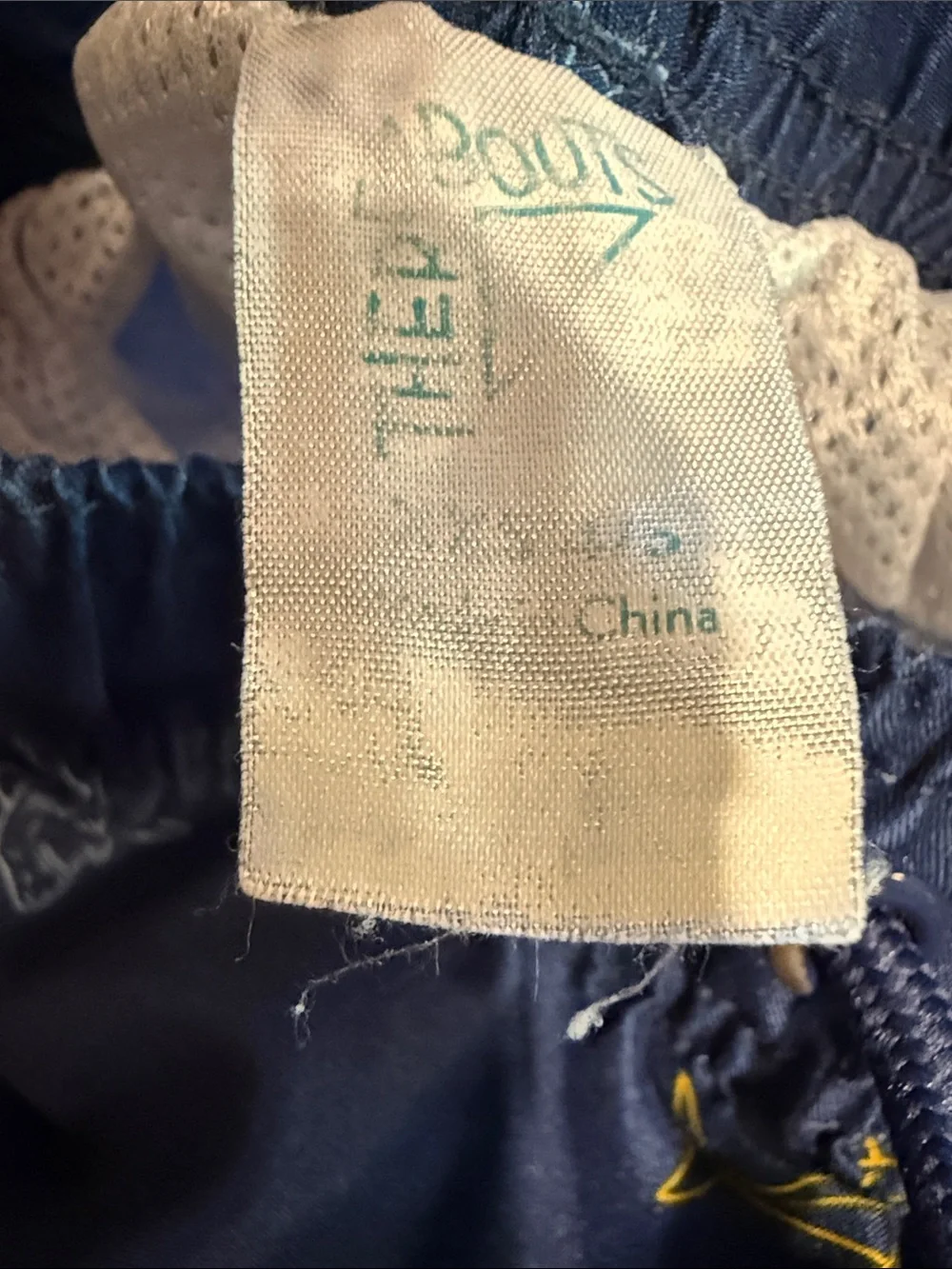 💚💰BOGO FREE Thereabouts Fish Print Boys’ Swim Trunks XXS 4-5